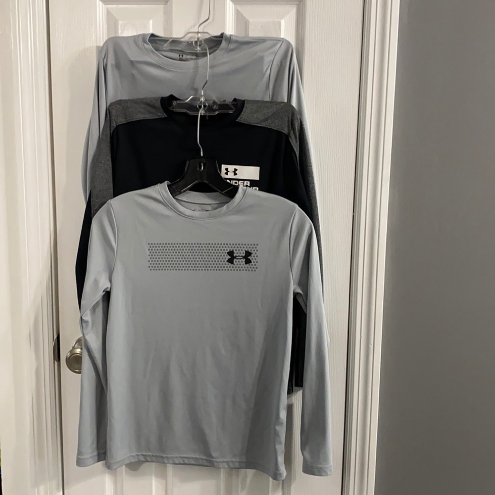 3 Boys loose for under armor shirts